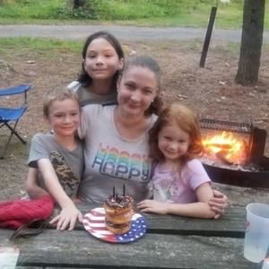 Meet your Posher, Dawn